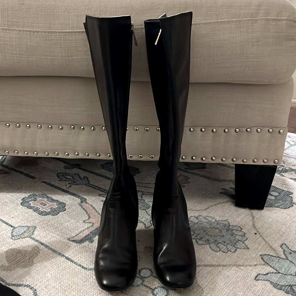 Tory Burch Hendin 85mm Wedge Boot Black Leather Dress Madras-🩵💙